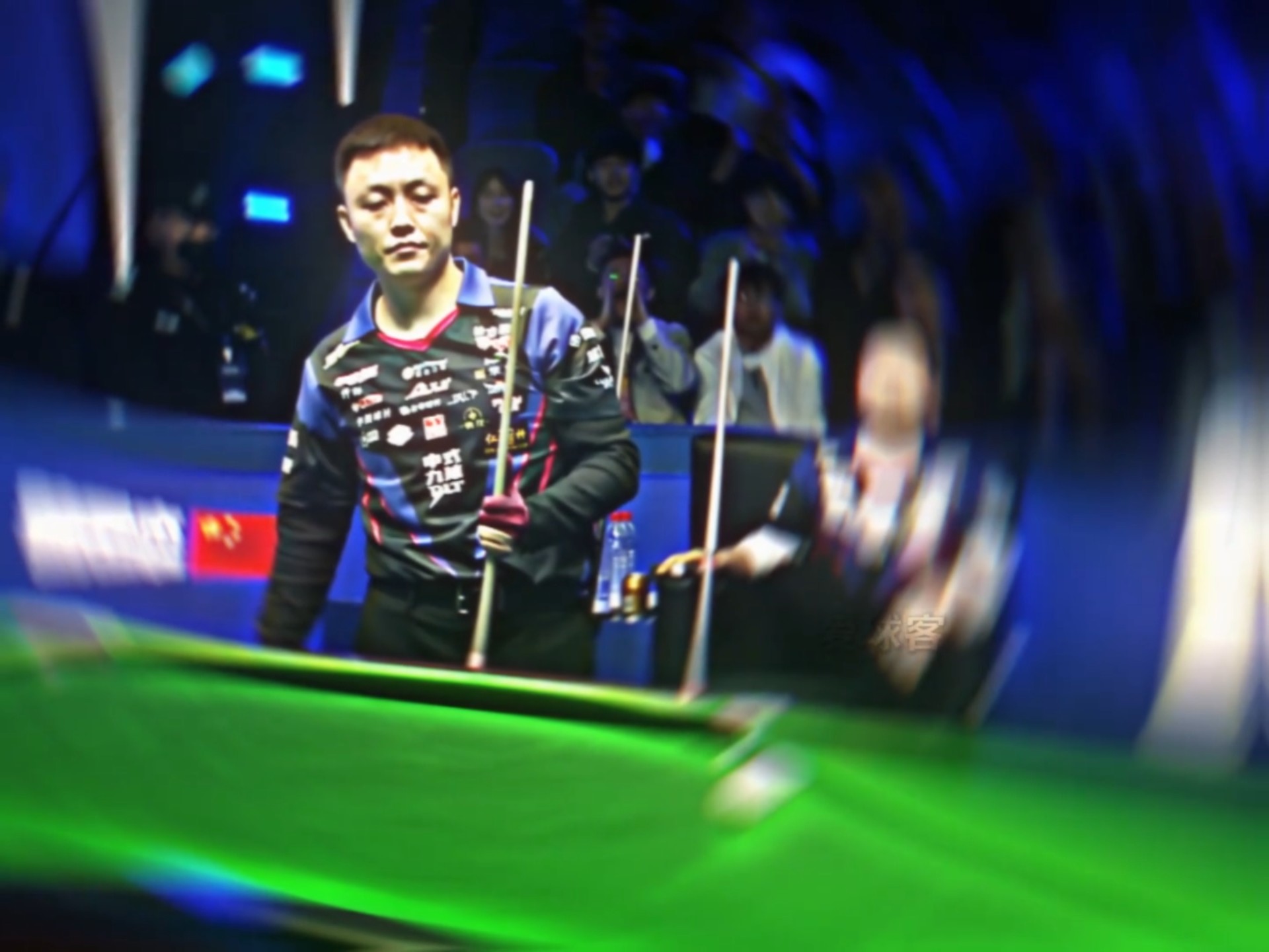 了满场观众 了满场观众